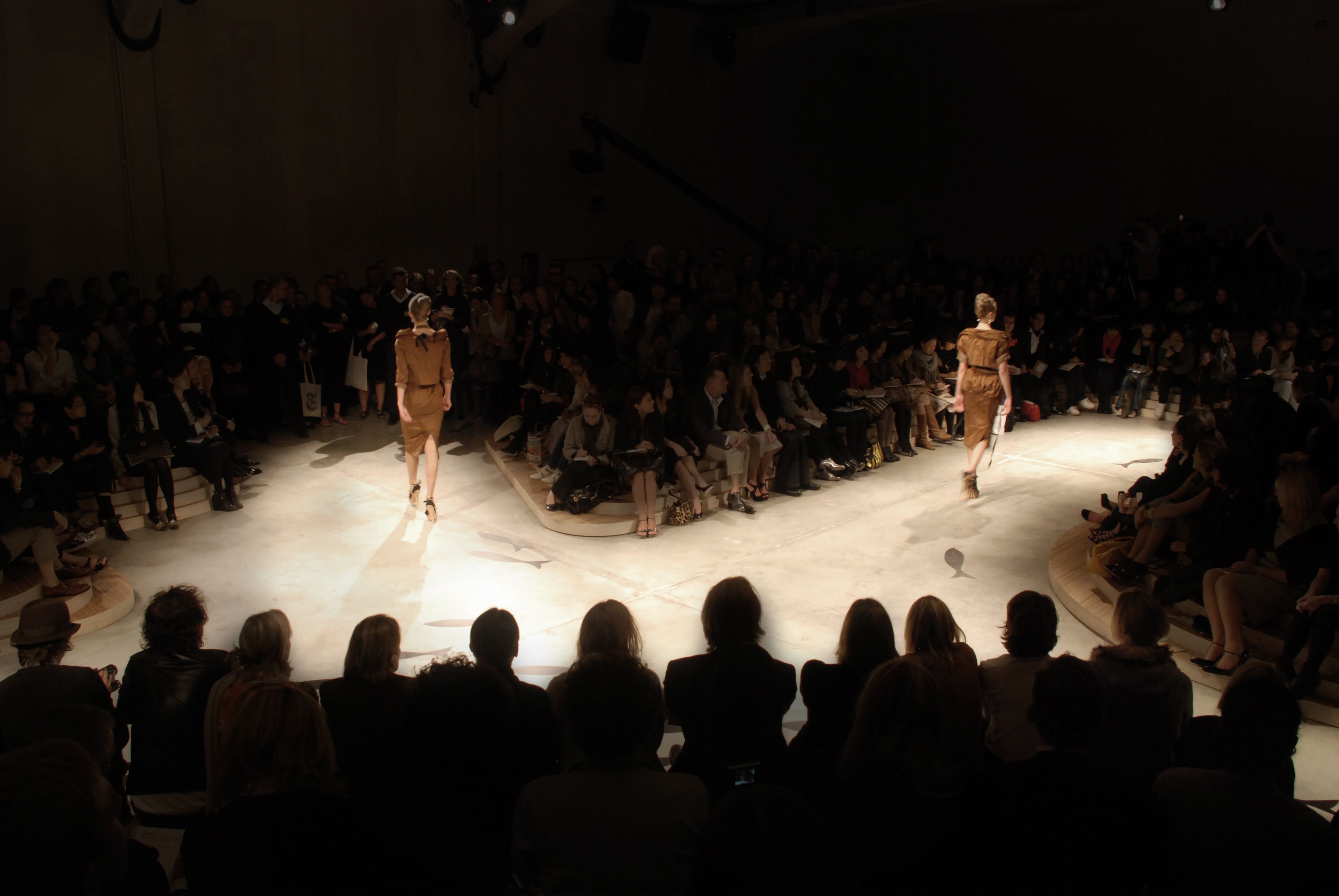 PRADA 2009 春夏米兰秀-3