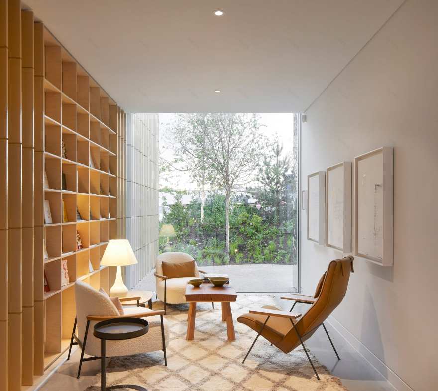 绿意盎然的 Maggie's Southampton 中心,花园与室内空间交融-31