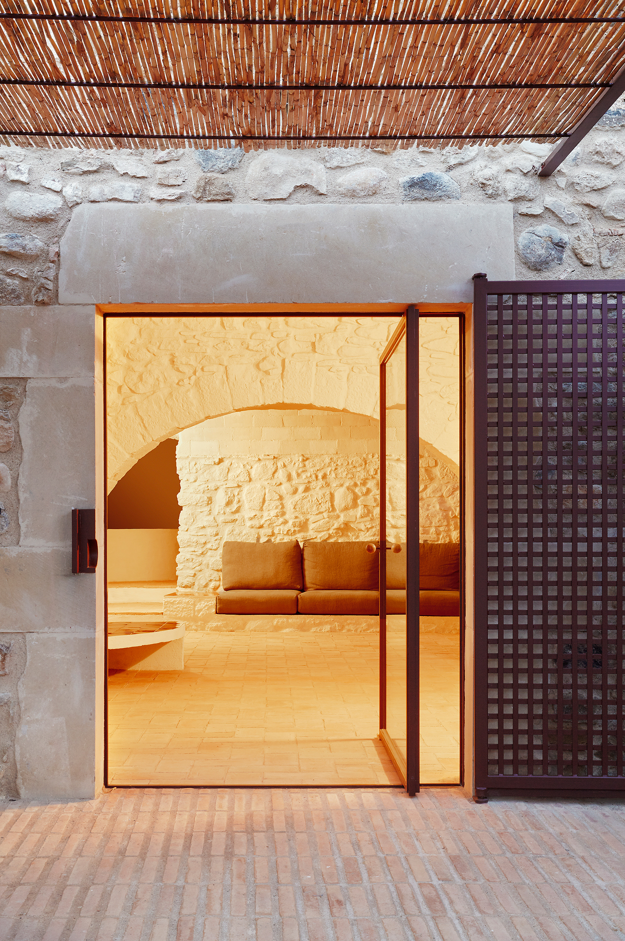 Refurbishment of a country house in Empordà, Spain | ARQUITECTURA-G-13