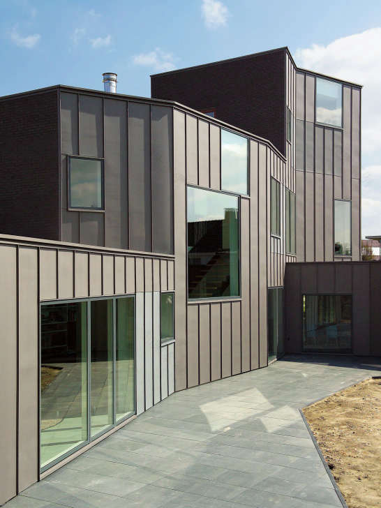 荷兰不对称建筑砖房设计丨德国丨Cino Zucchi Architetti-8