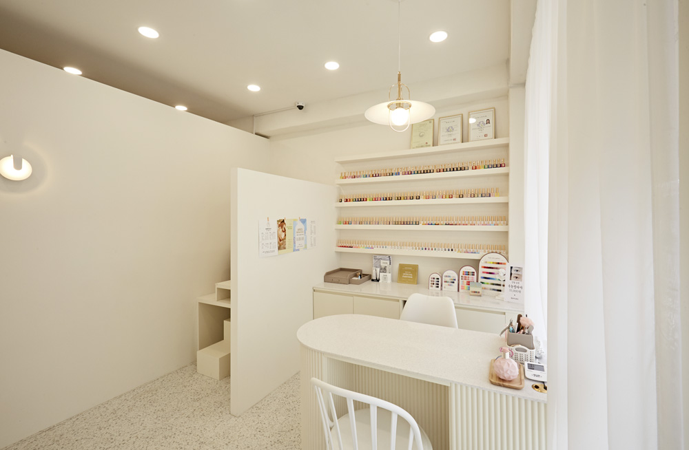 简约 8 坪韩式美妆店 设计展现魅力空间-4