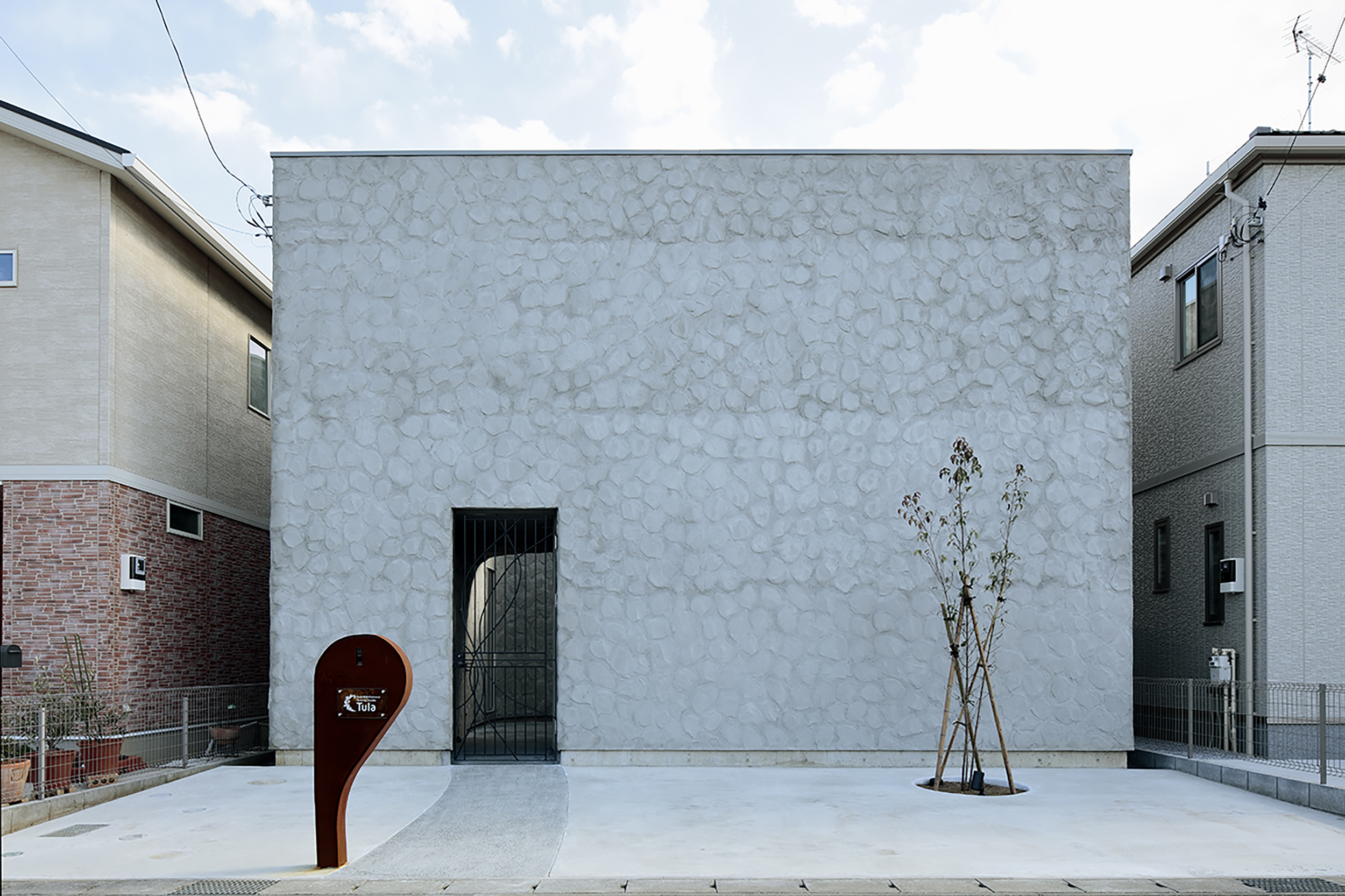 Stillness and motion | International Royal Architecture-15