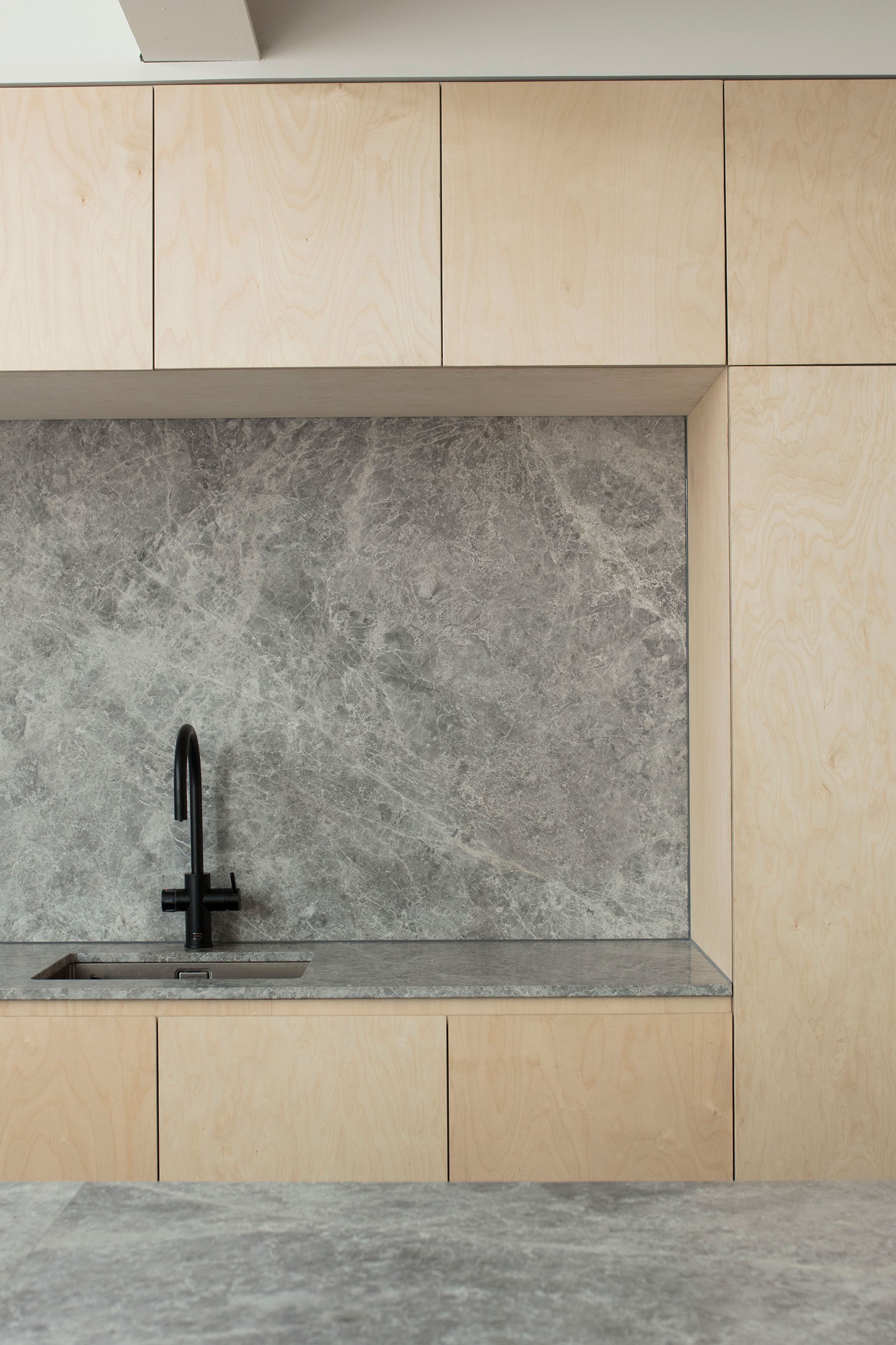 A Warehouse Conversion with an Edge — Design Anthology-14