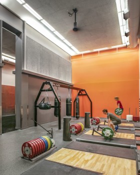 奥勒冈州立大学狄克逊娱乐中心壁球场改造丨美国科瓦利斯丨Woofter Bolch Architecture