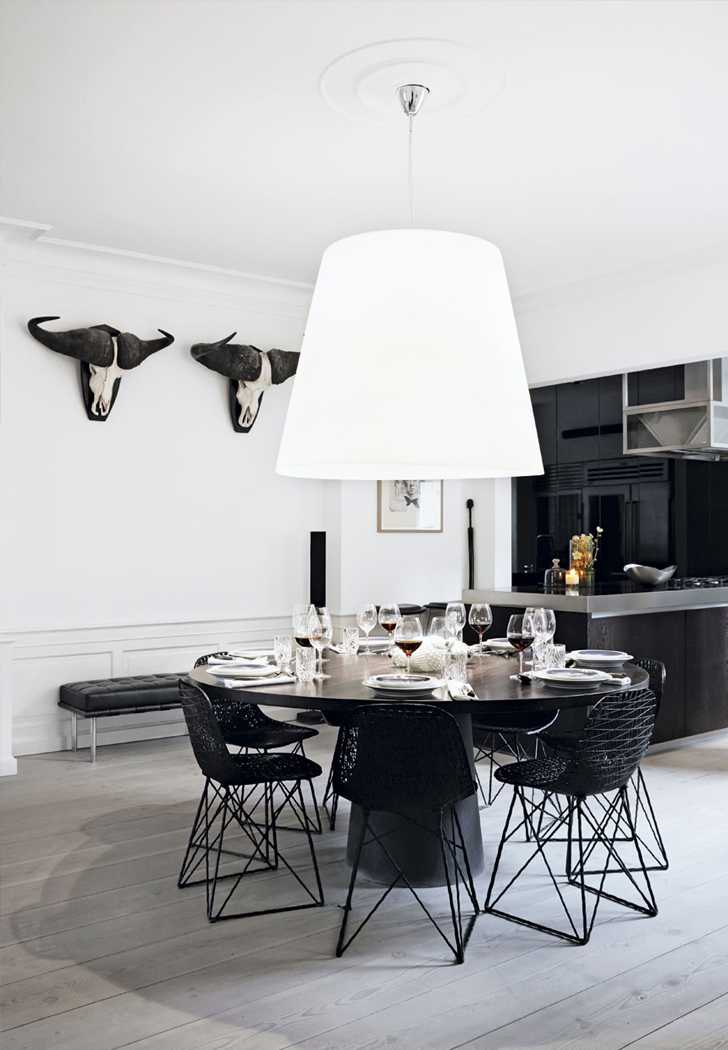 黑色圣诞树助力丹麦哥本哈根公寓独特设计-13