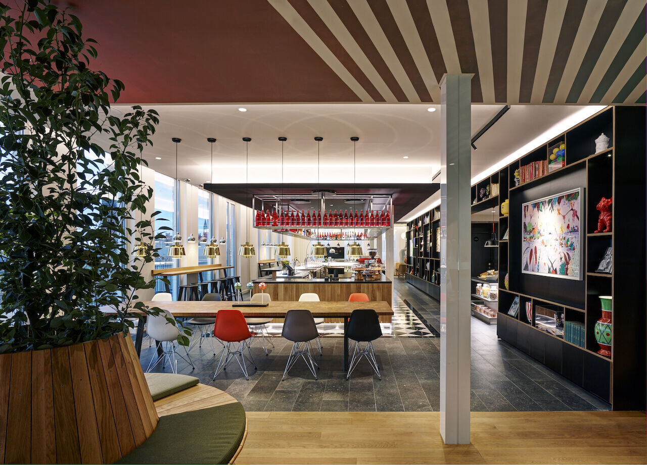 哥本哈根 citizenM 酒店,打造城市之上的天空之城-11