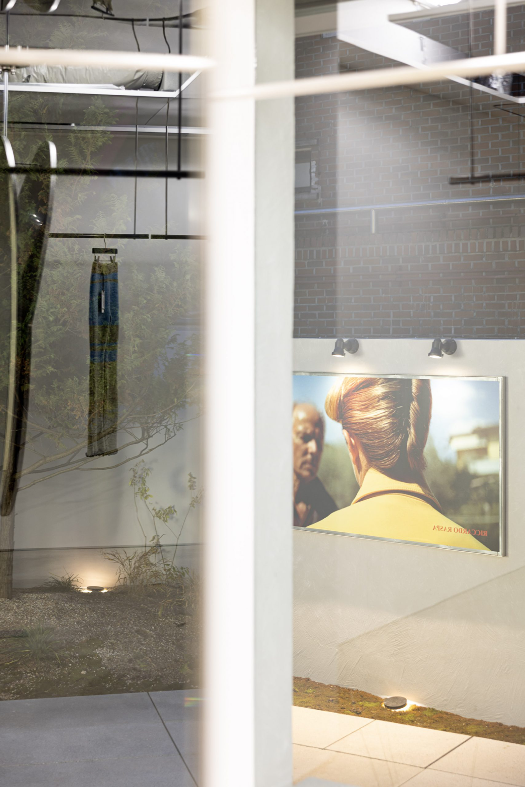 韩国  Creative Studio Unravel 10 个先锋设计 -307