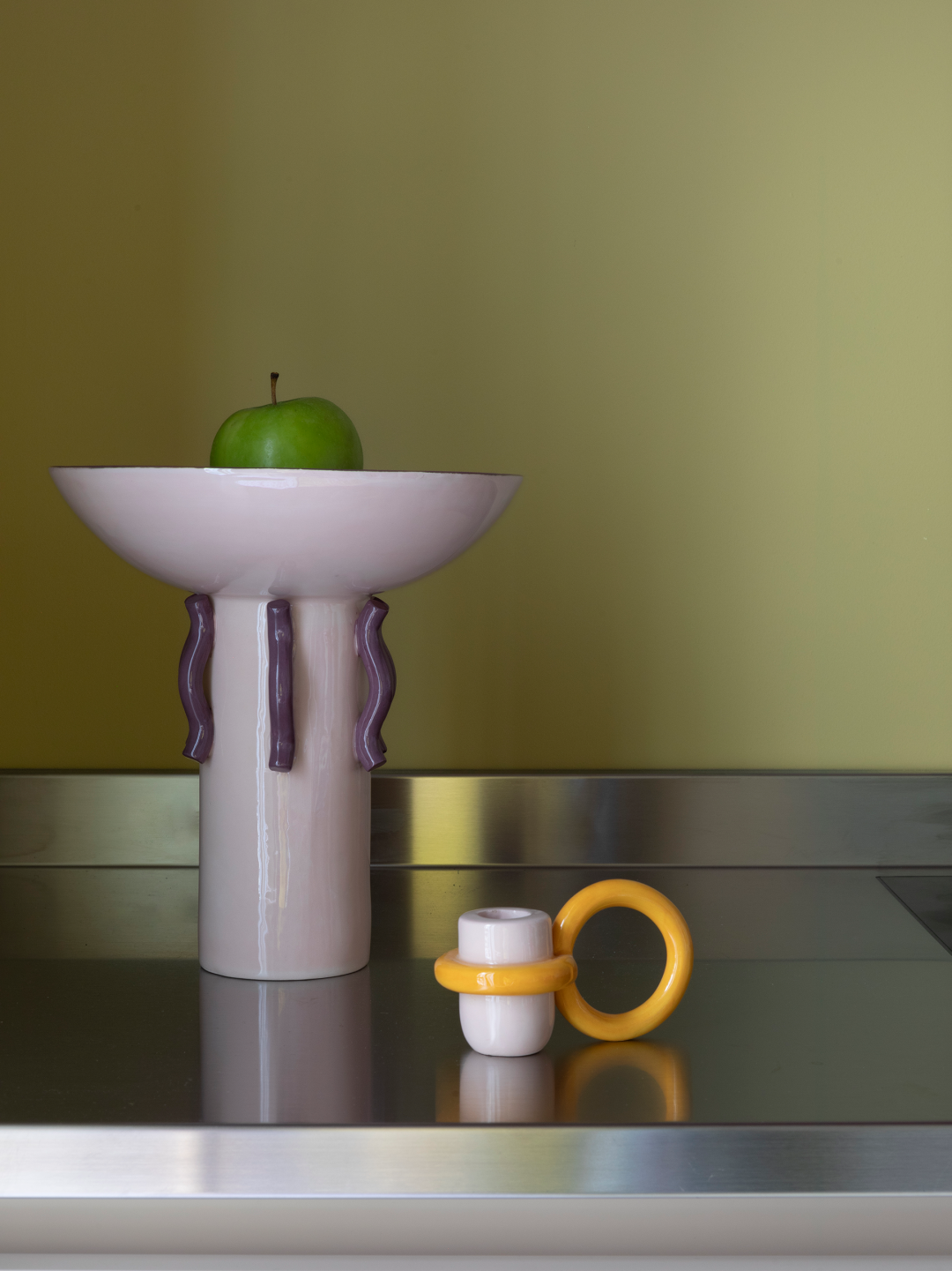 网飞热剧男作家，家里拥有柔性一面-12