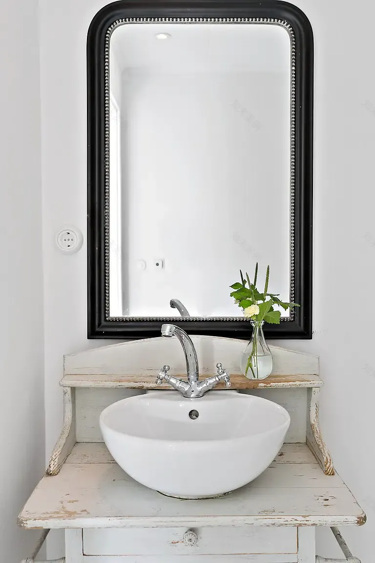 海滨小镇的田园诗般家居设计-18