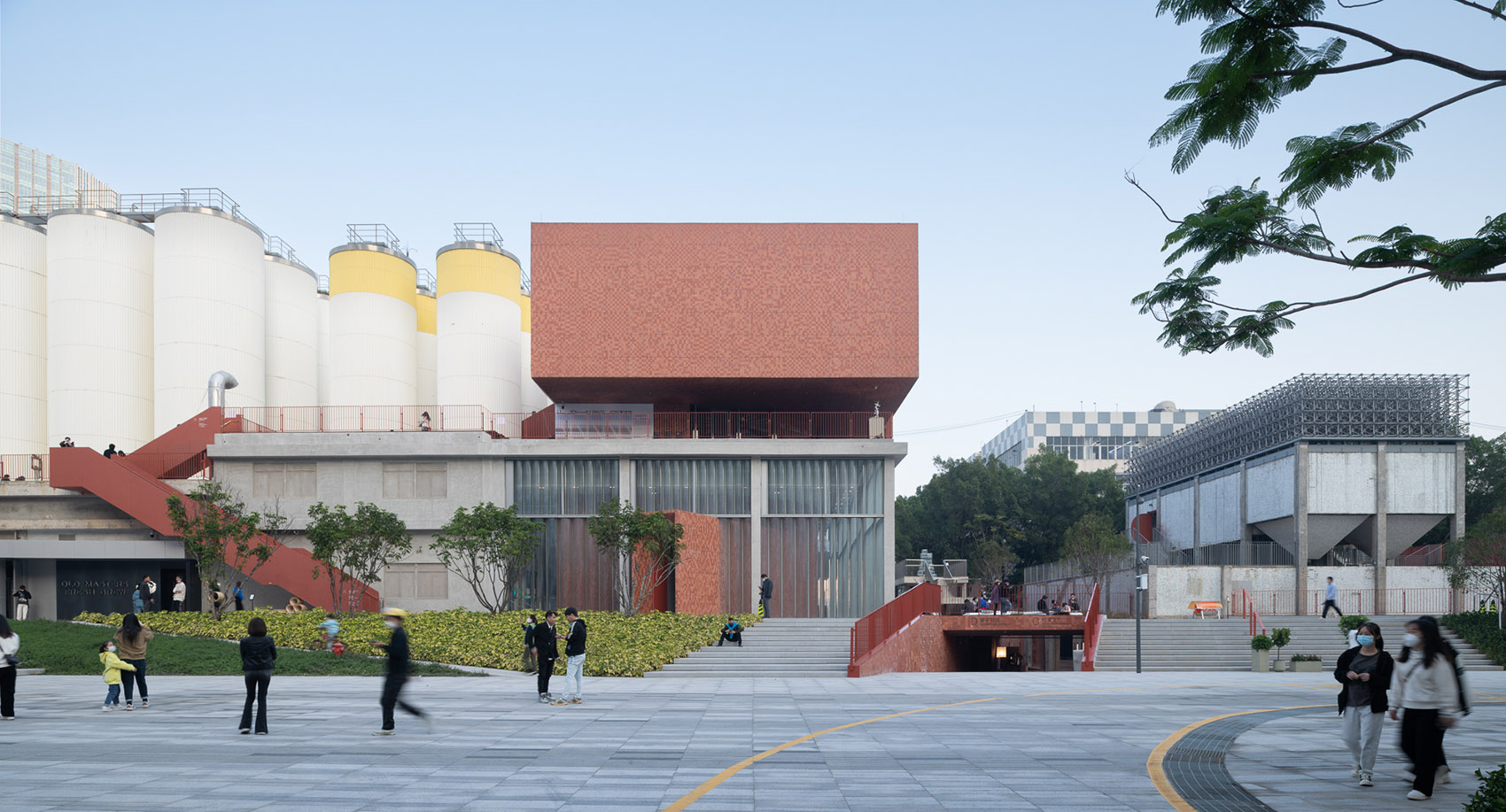 金威啤酒厂工业遗存改造 | 空间即展览的典范-38