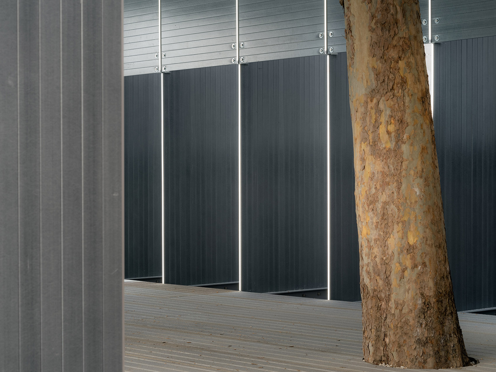 LightMotiv展亭，意大利威尼斯 / Davide Del Sante 和 Damiano Mazzocchini -27