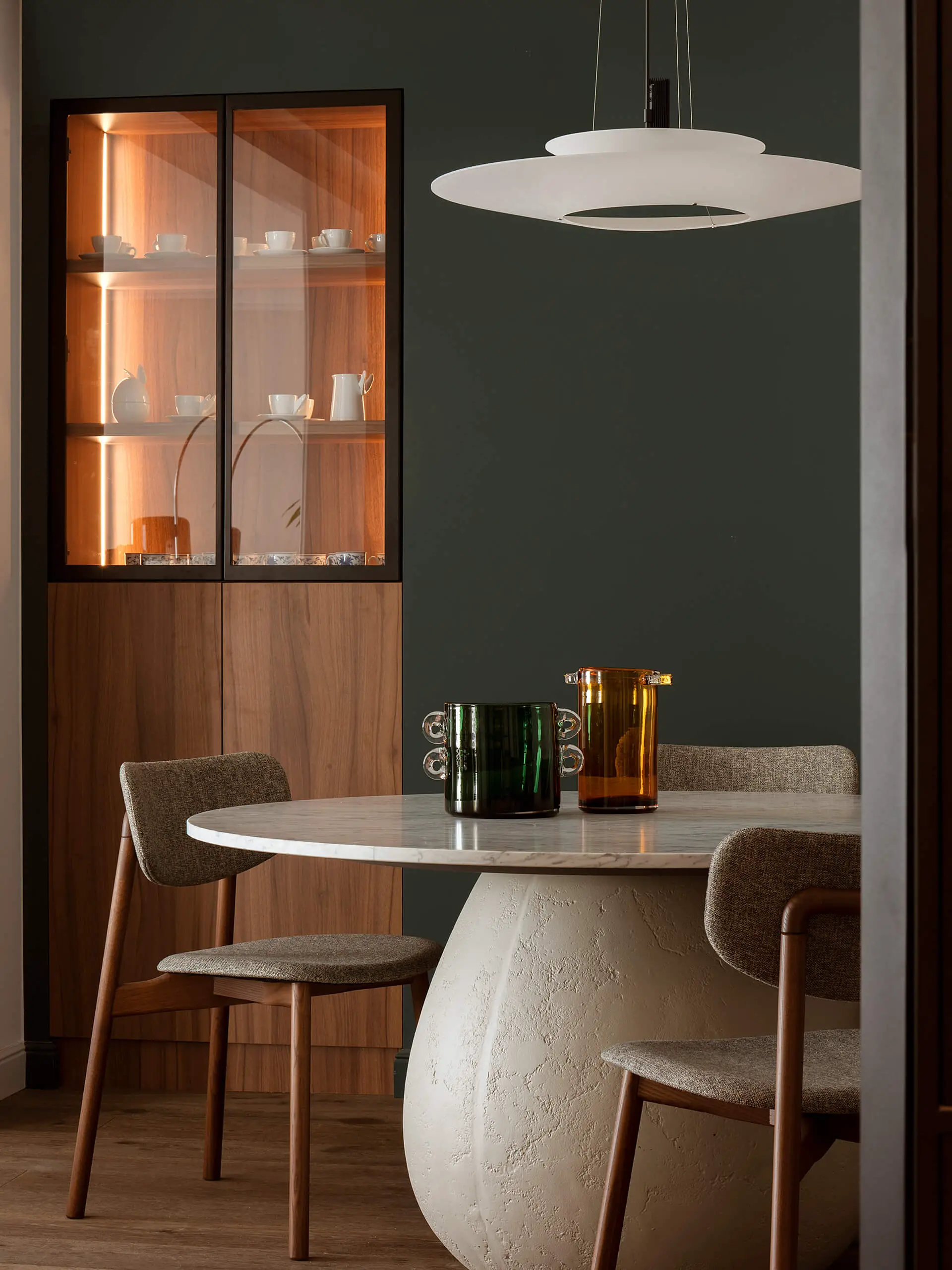 巴塞罗那 200m2 公寓现代改造，The Room Studio 的绿色魅力-6