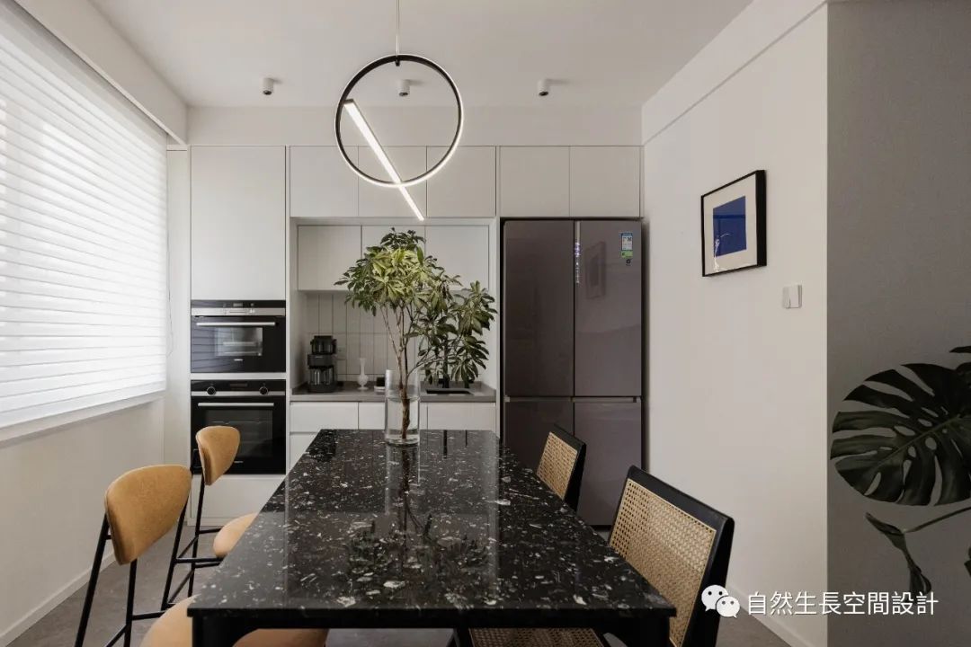 五彩斑斓的黑·复式住宅设计丨自然生长空间设计-25