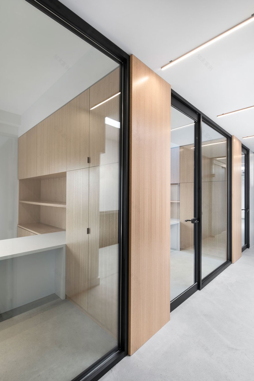 蒙特利尔 Le Soufflet 商业楼 | 旧式风箱相机启发的现代设计-41