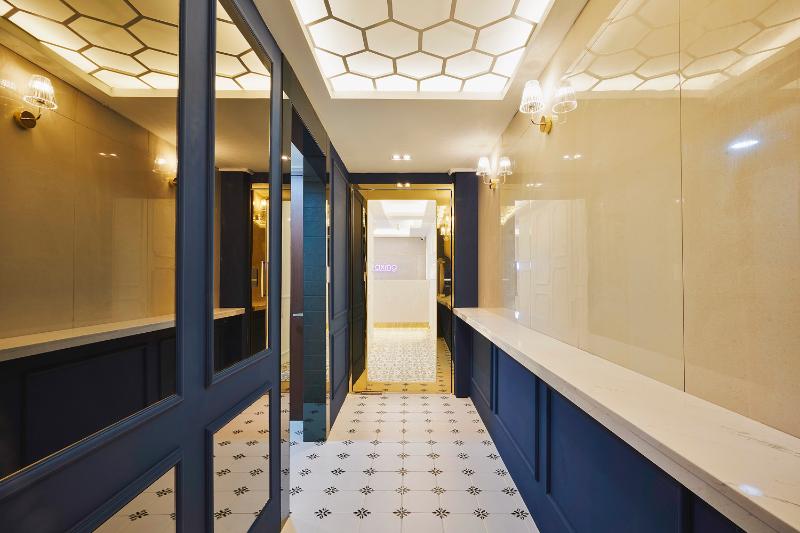 50 平奢华氛围的家居软装设计案例-10