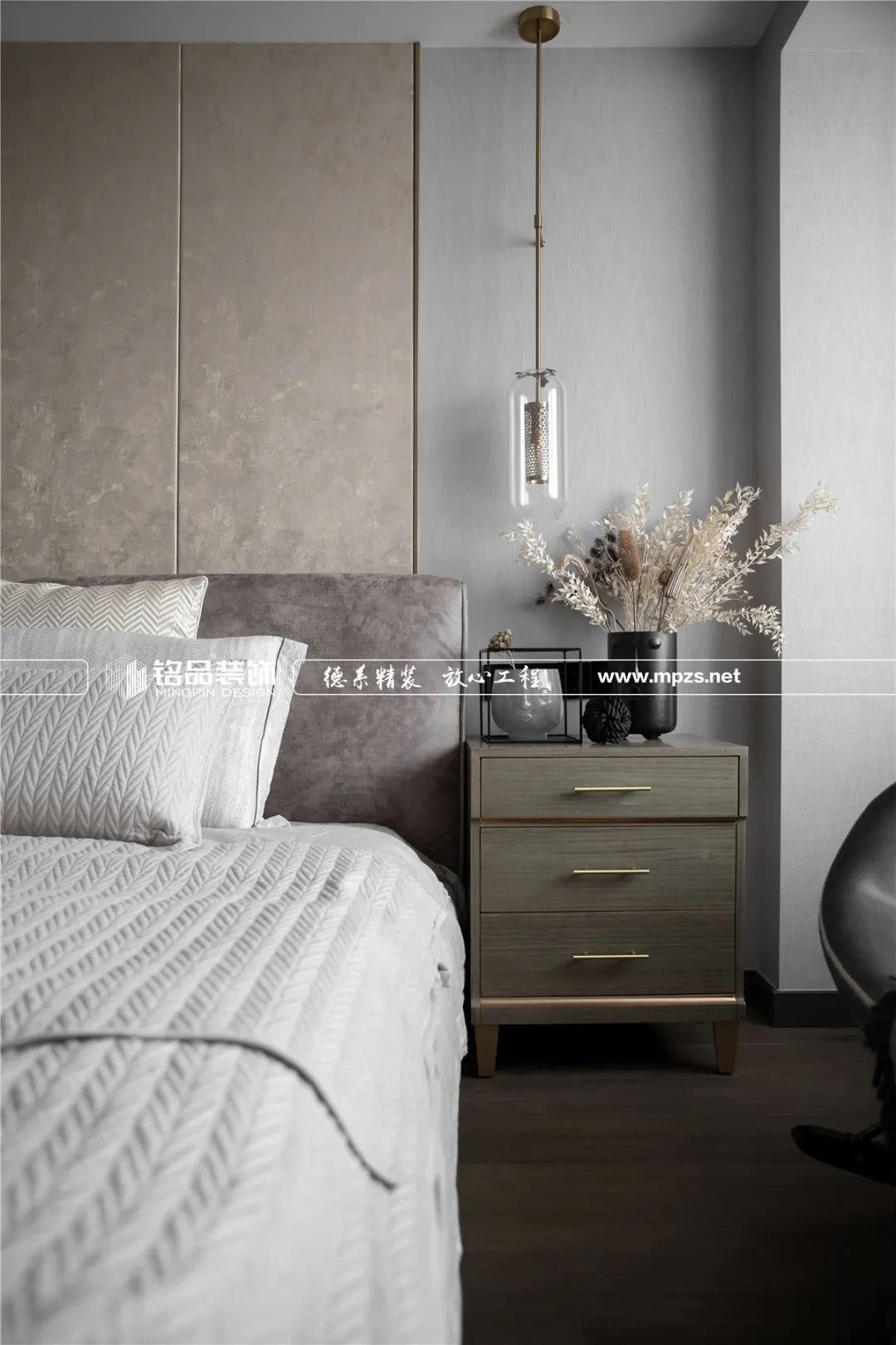 钱塘江畔 450㎡现代港式高端跃层，创意设计打造舒适生活空间-7