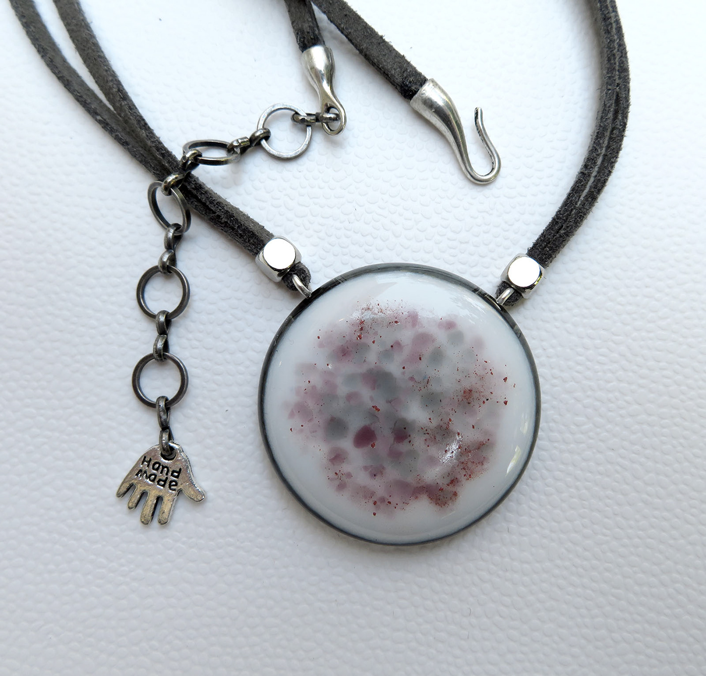 灰色粉色熔融玻璃吊坠-0