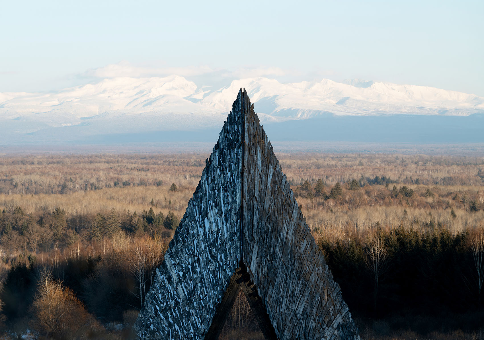 观山见己 – 长白山脚下的“棱镜庇护所”丨中国白山丨数石space10工作室-23