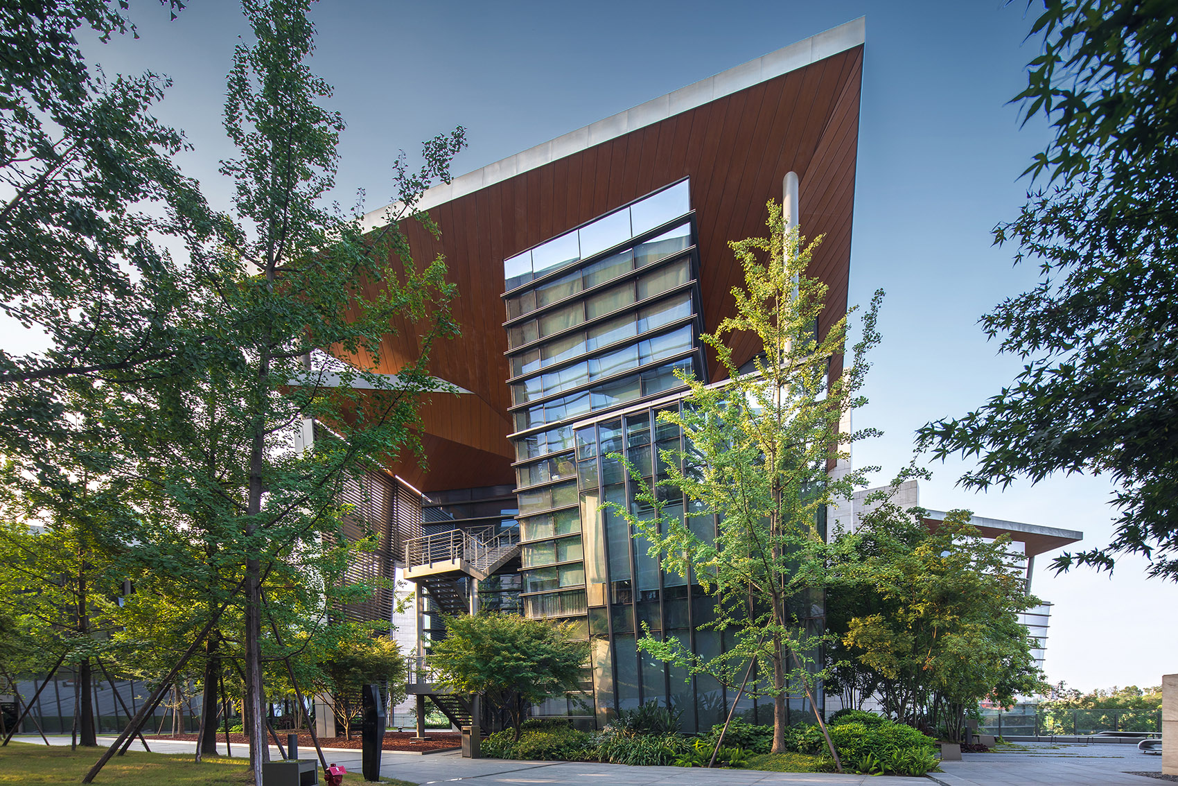 成都麓湖郎酒集团总部 / 上海骏地建筑设计事务所股份有限公司-11