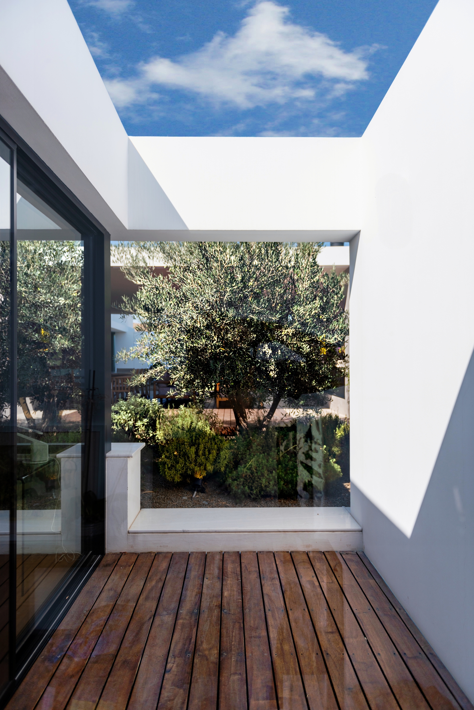 带庭院的房子丨塞浦路斯尼科西亚丨Christos Pavlou Architecture-47