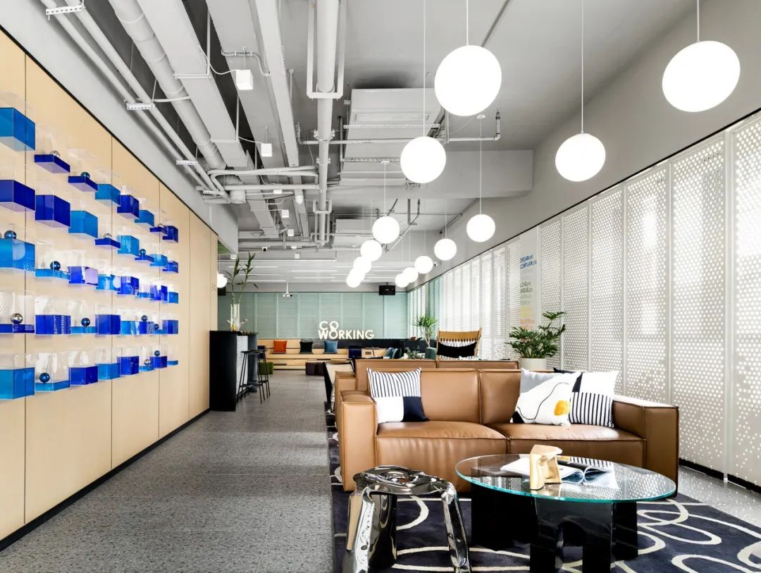 静谧时尚|灰色调办公空间-17