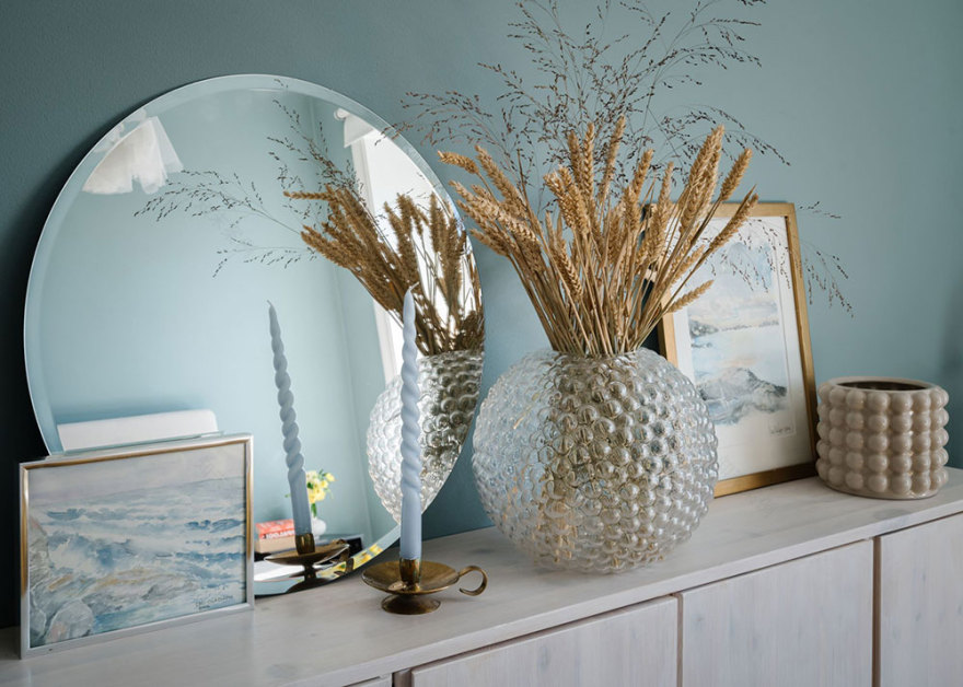 北欧风格瑞典公寓,温馨明亮的湾窗设计-22