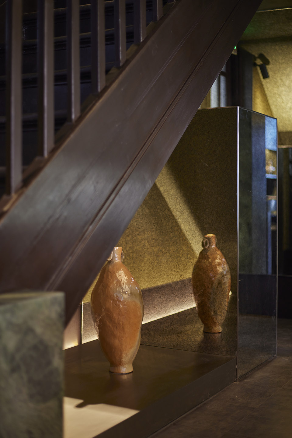 “葱茏”餐厅丨中国南京丨八荒设计团队-140