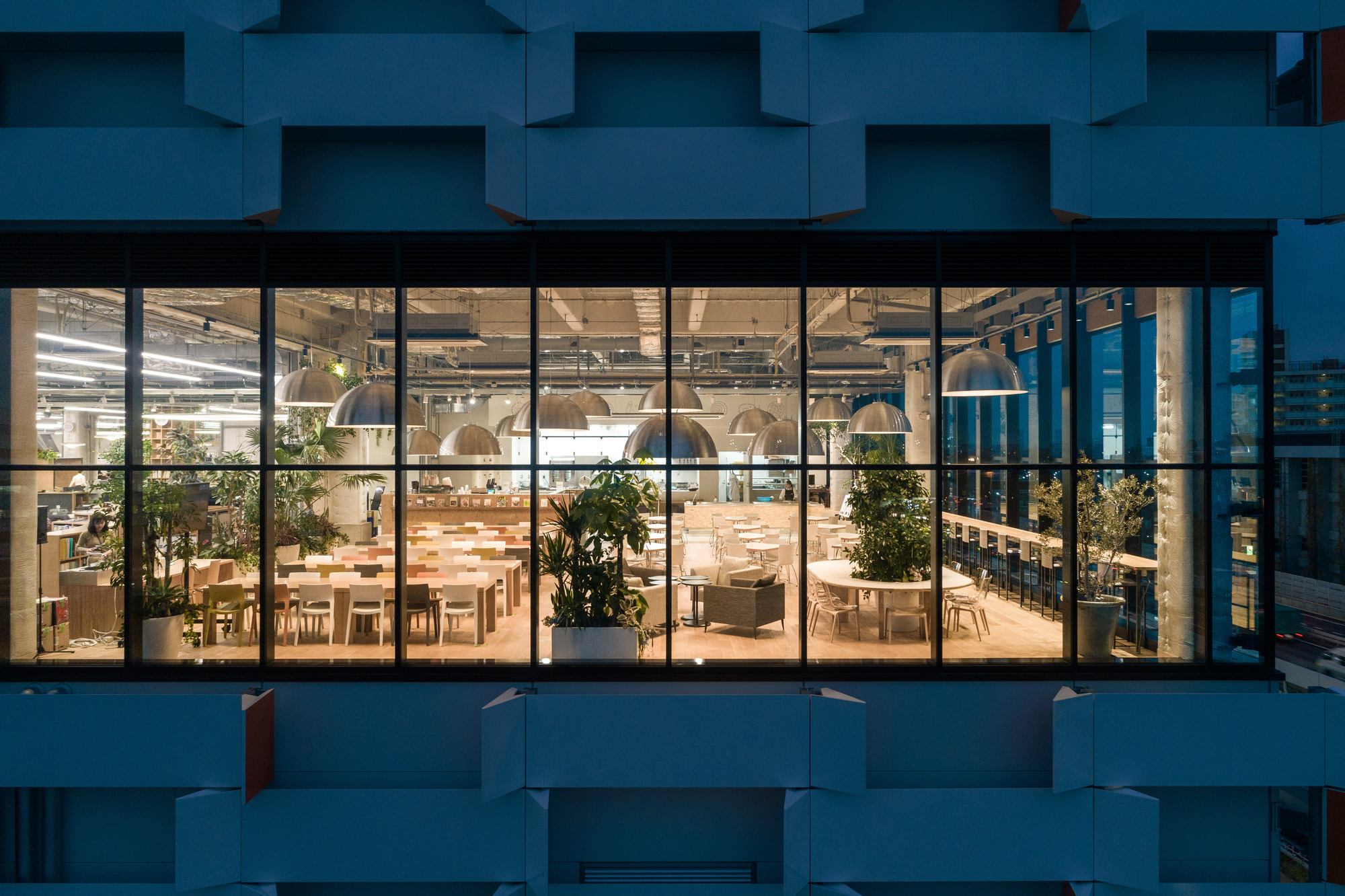 AZUSA SEKKEI Headquarter “Haneda Sky Campus” / AZUSA SEKKEI-37