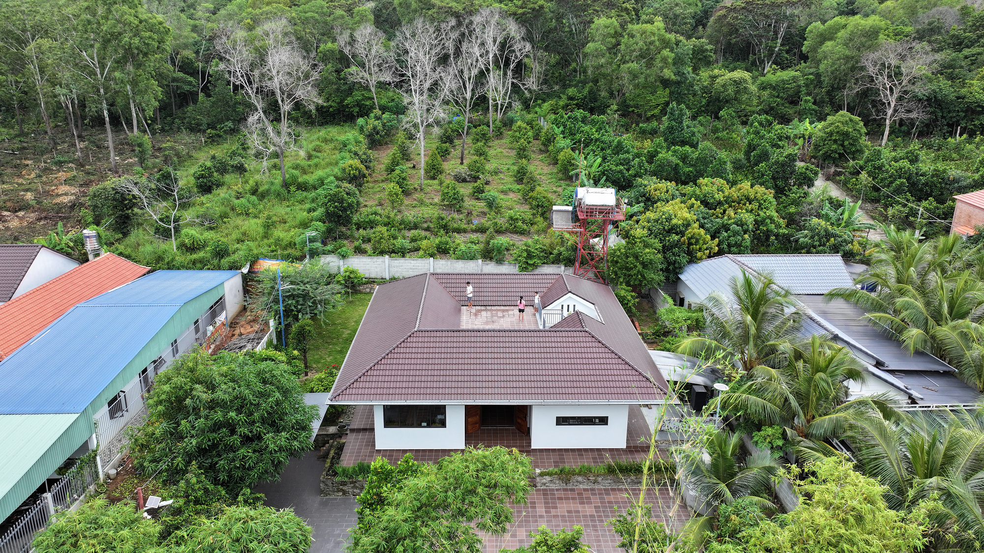 Phu Quoc House / NH Village Architects-8