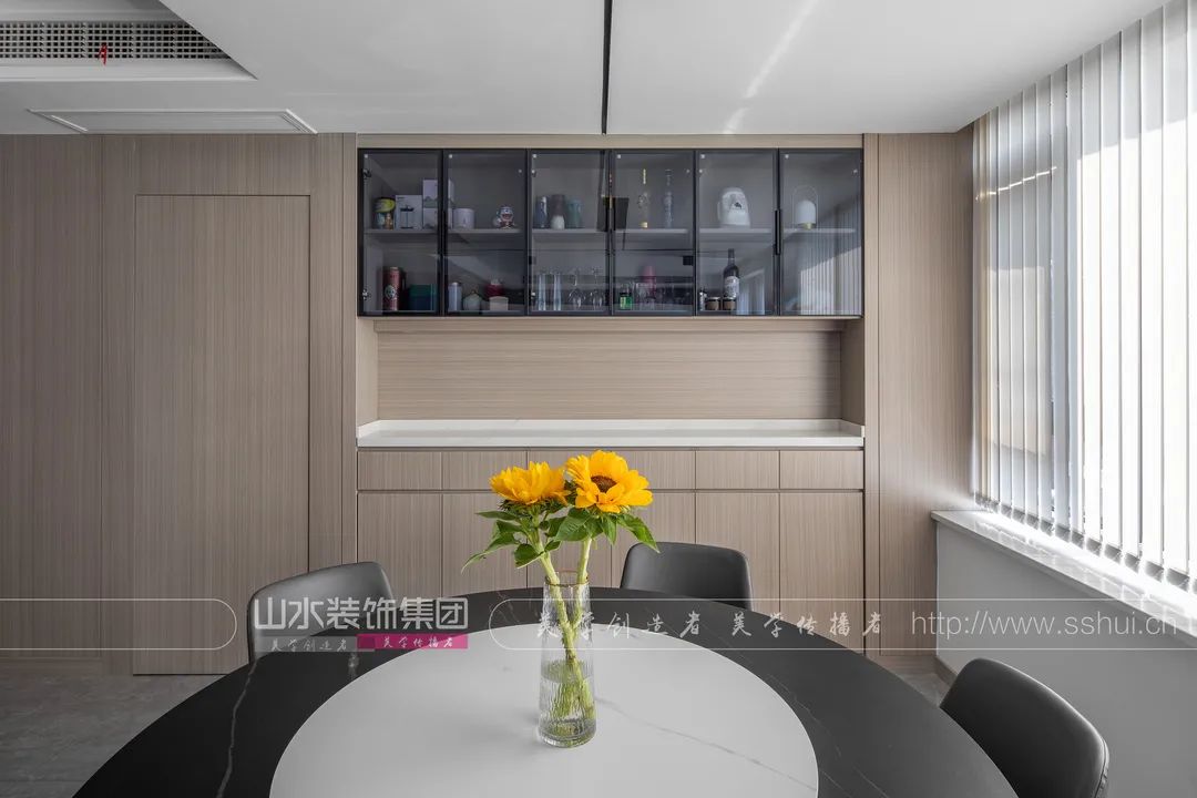 悦湖山院现代家居设计丨洪尧-28