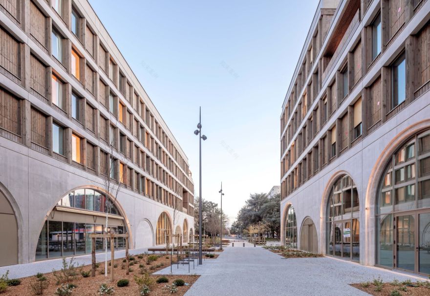 法国 Saragosse 社区 Laherrère 中心丨CoBe(主建筑师)和 WEEK(联合承包商)-30