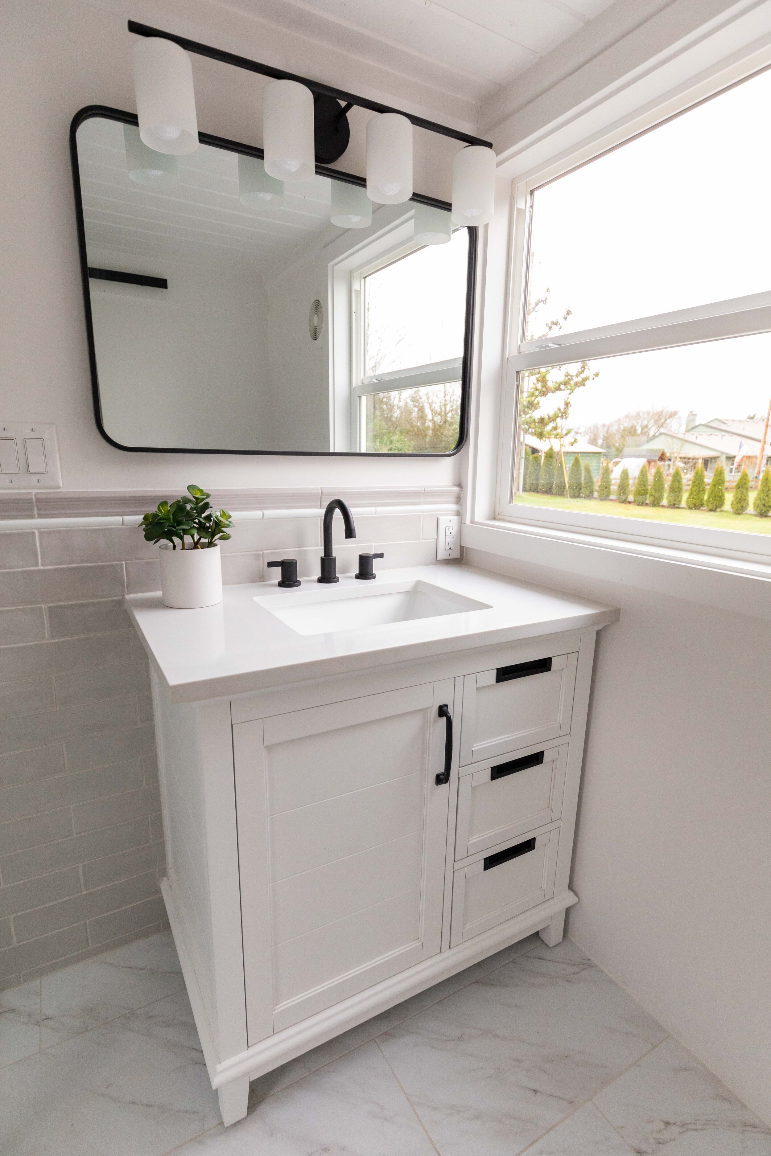 Cambria Tiny Home — Handcrafted Movement-24