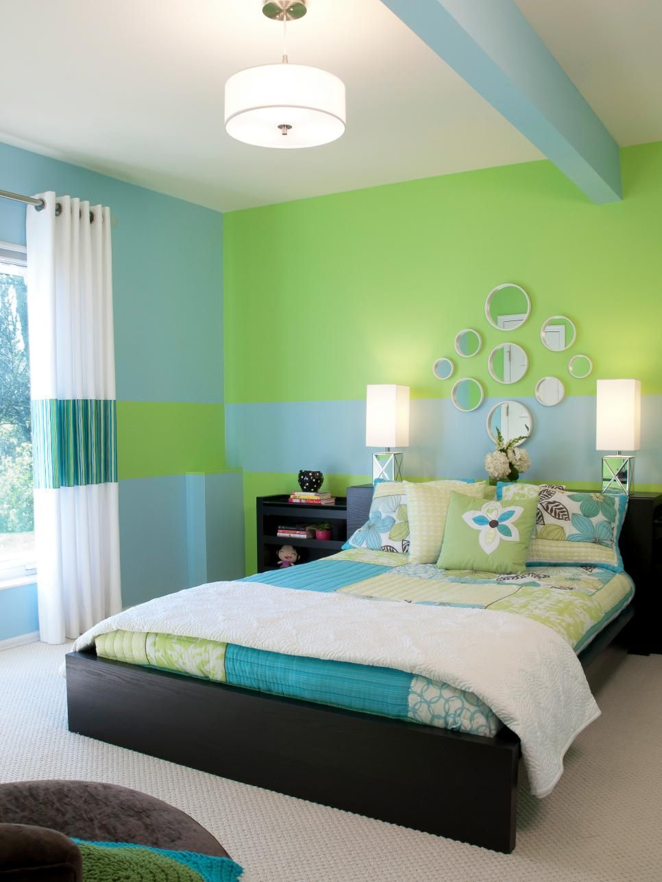 20 Best Two Colour Combination For Bedroom Walls-14