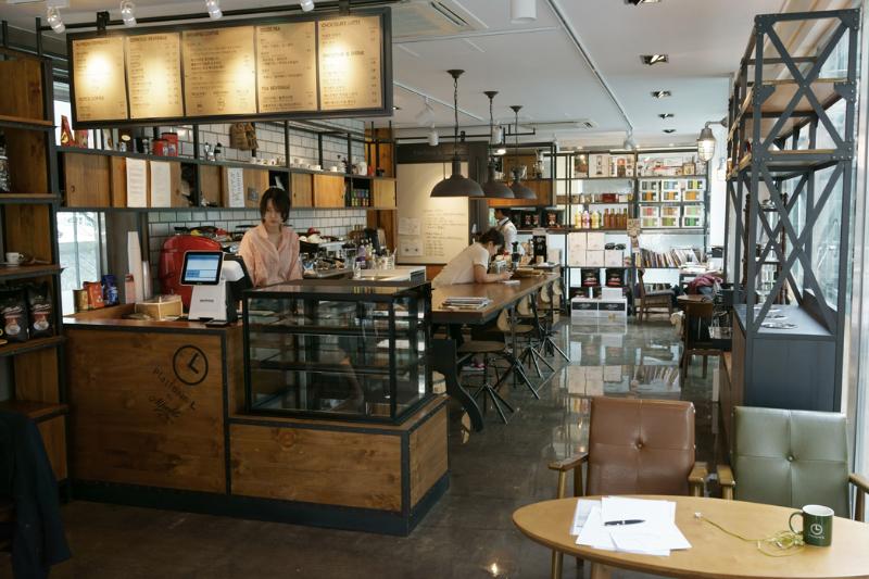 38 平现代简约烘焙店，室内设计展现精致生活-6