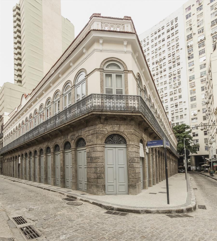 里约热内卢商业建筑设计典范 | Miguel Couto 的木质玻璃建筑-2