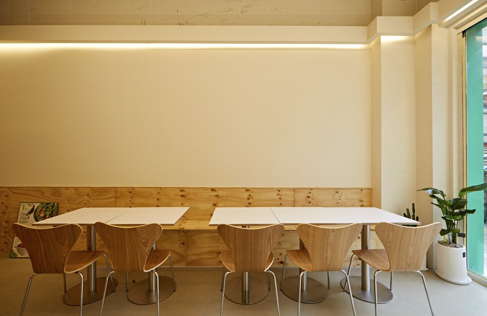 绿色外观的 13 平米小餐馆设计-10