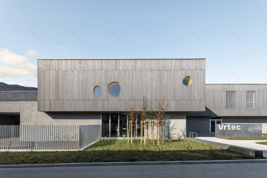 科切夫耶幼儿园 - 蜜蜂单元丨Slovenia丨SVET VMES-24