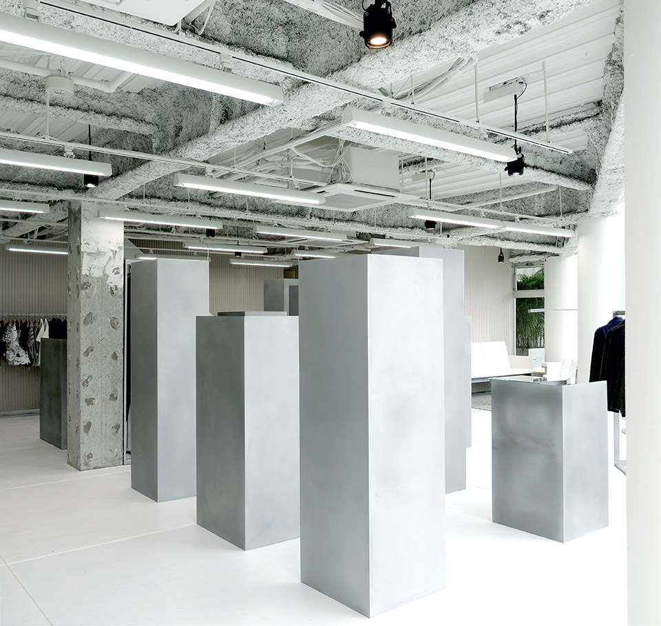 “高雅灰”商店 / Ciguë-11