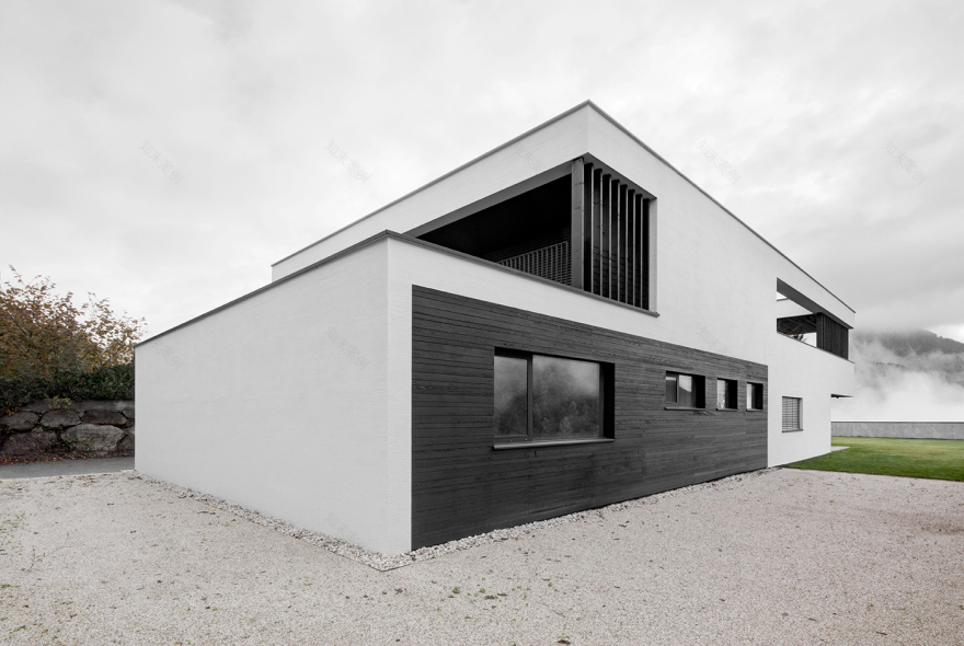 多功能公司建筑与住宅公寓一体化设计-13