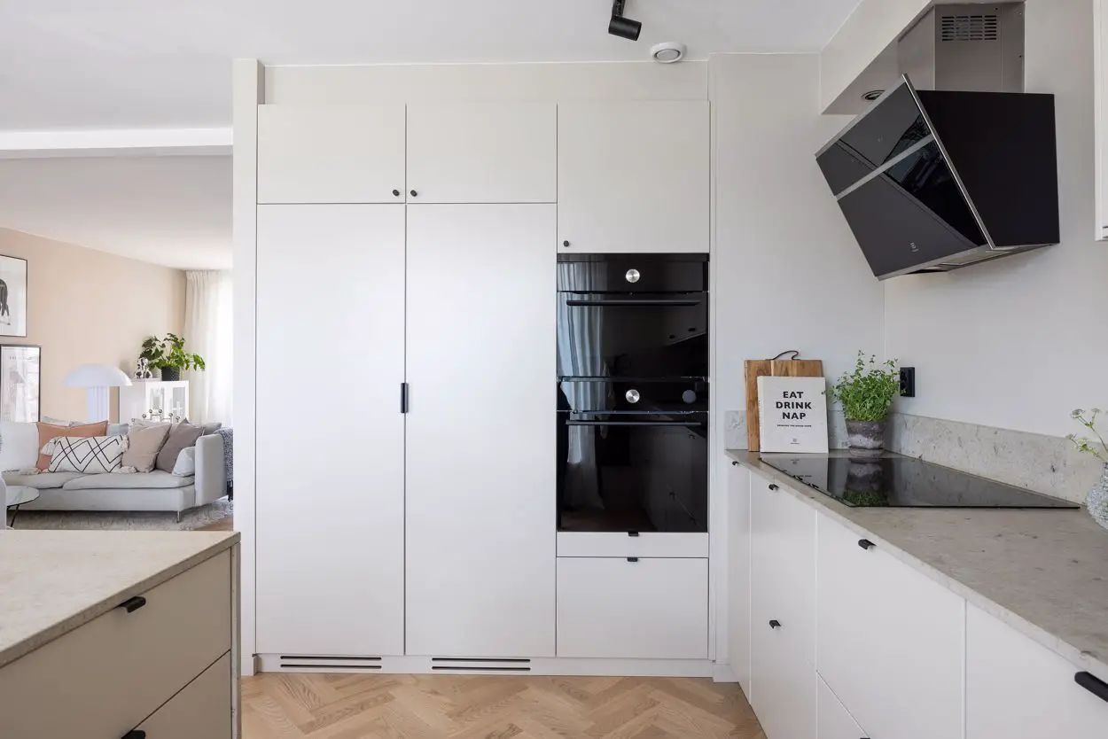 曲线美学 | 瑞典木质条纹墙的装饰魅力-13