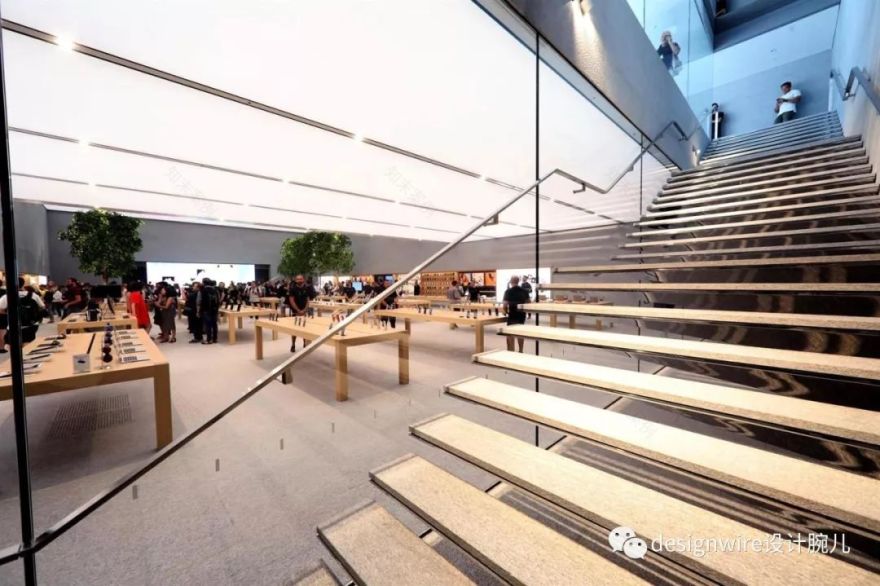 全球首个水上漂浮苹果店,创新设计诠释品牌理念-171