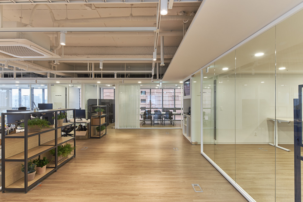 温馨现代的 160 平米创业办公室设计-10