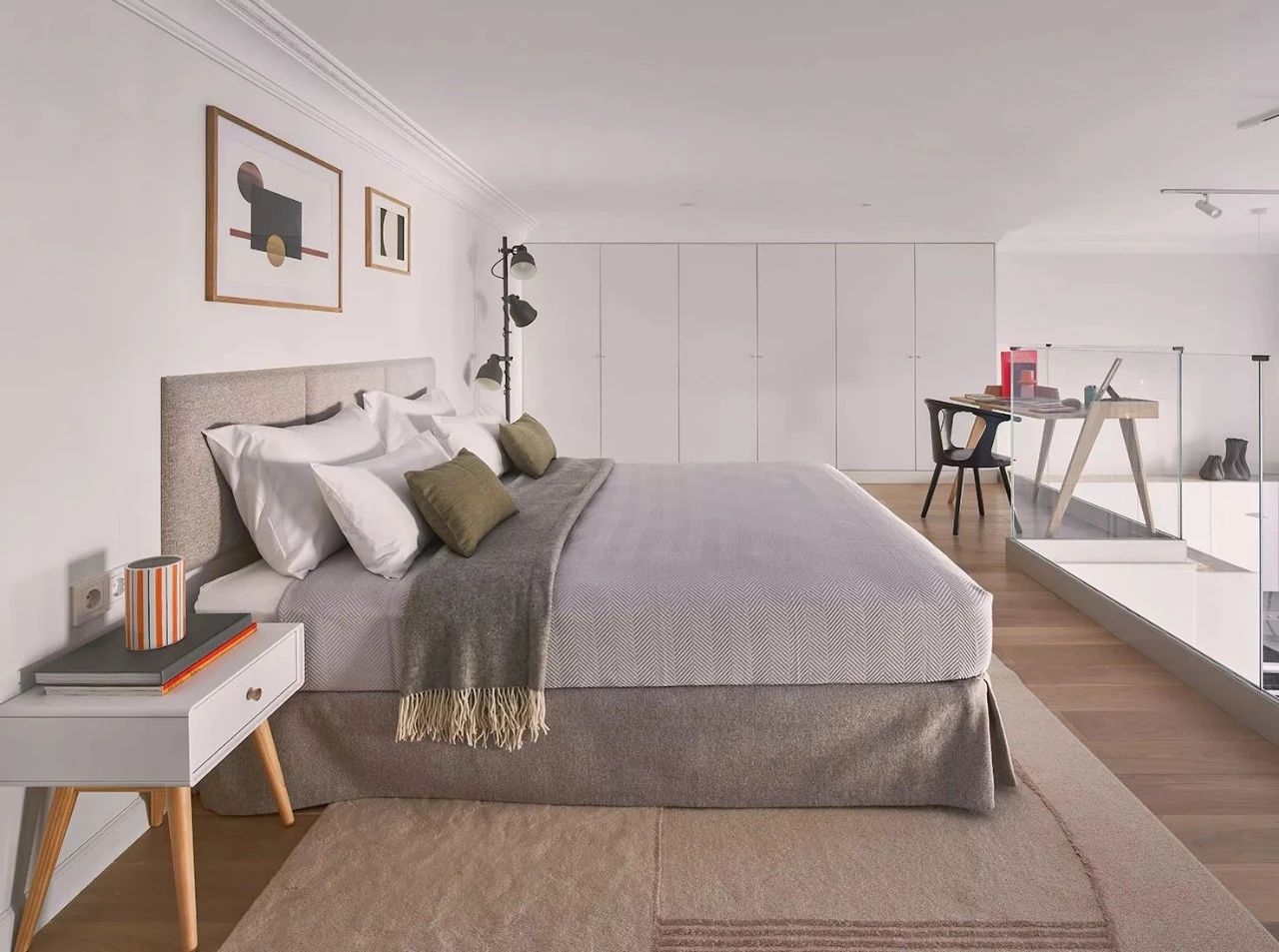 67㎡小复式简约空间设计丨Dina Usanova-9