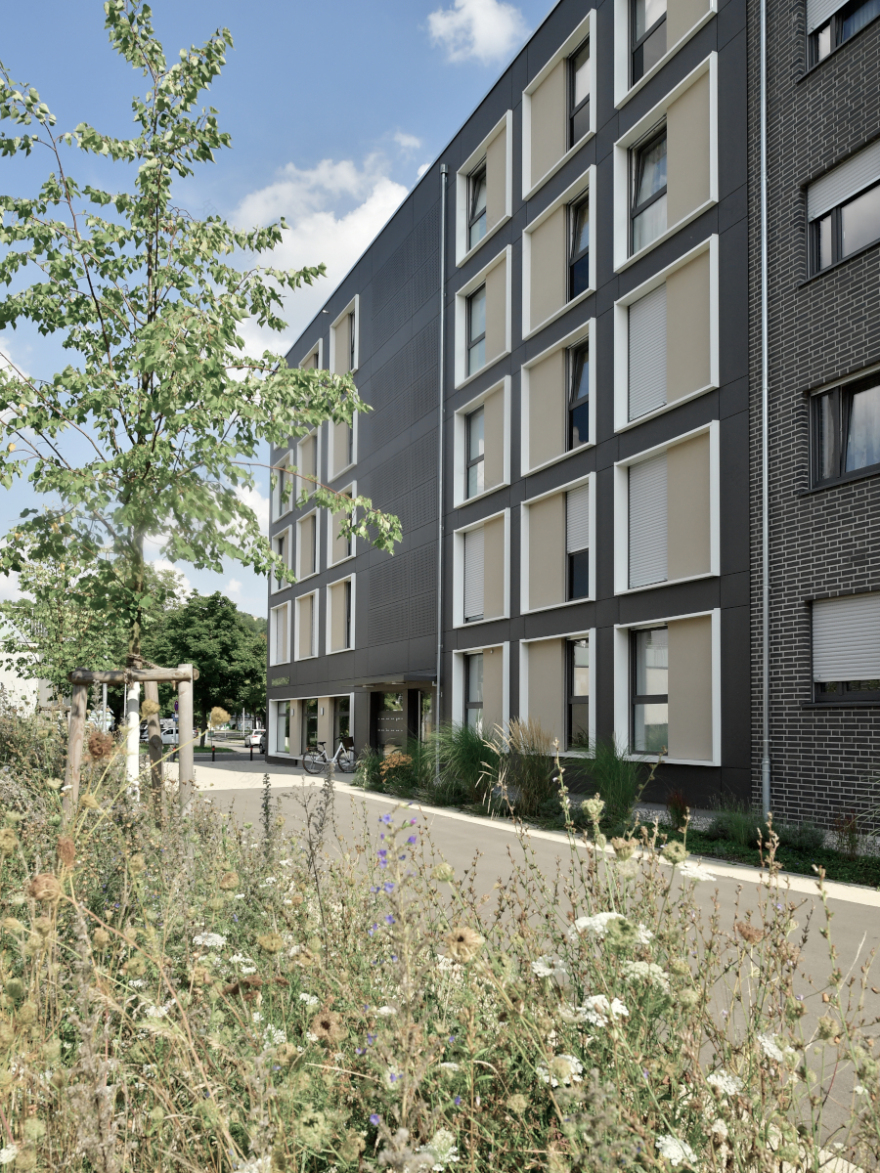 蒂宾根的油磨坊
注:Ölmühle 直译为 油磨坊 ,Tübingen 是德国城市 蒂宾根 丨H|G Architekten und Stadtplaner-22