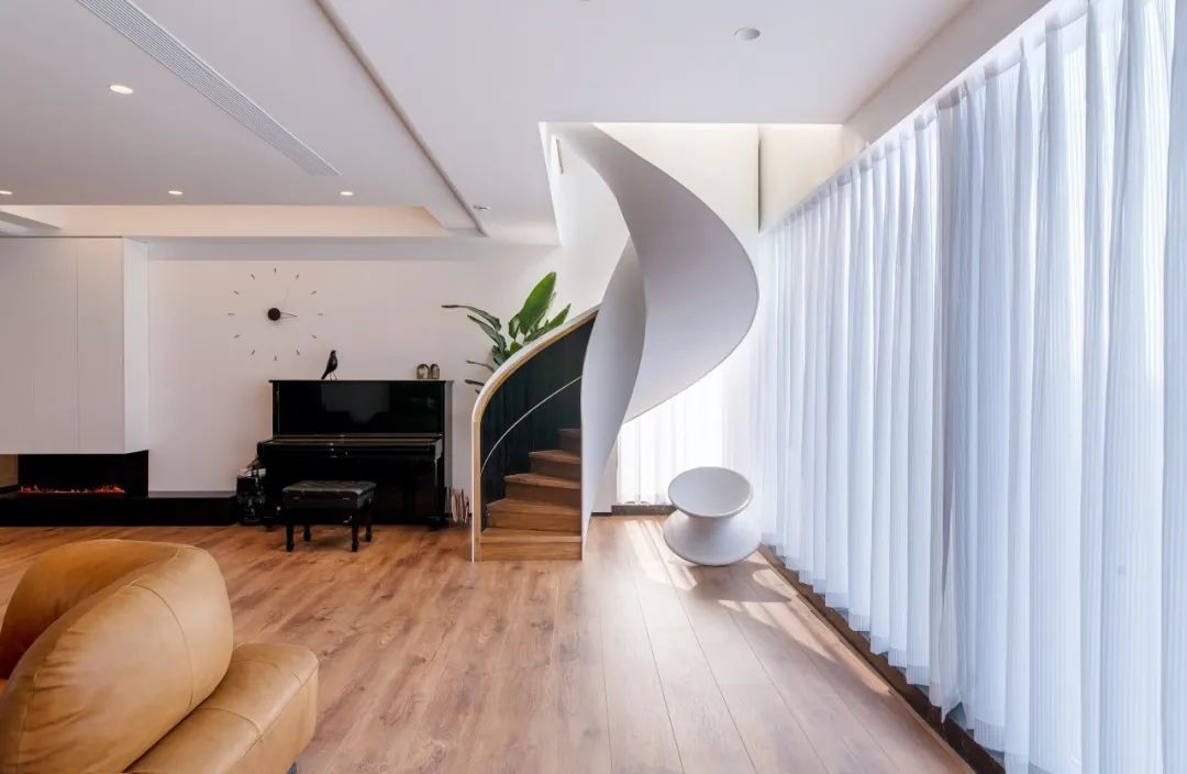 云端鸟瞰山城天际线的家丨中国重庆丨耕好设计-45