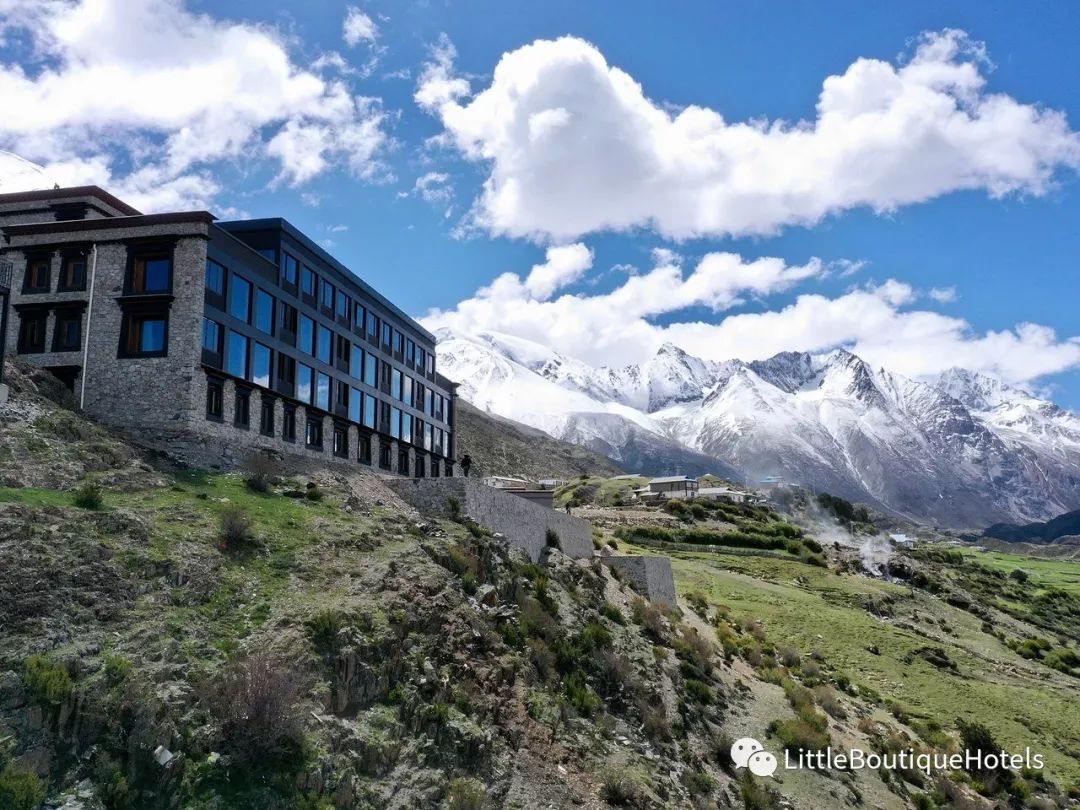 松赞然乌来古山居 | 4200 米海拔的生态模块房设计-7