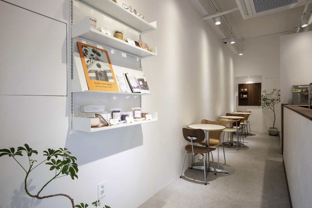 13 平米的精致诺克四季 | 白色与木色调的完美融合-10