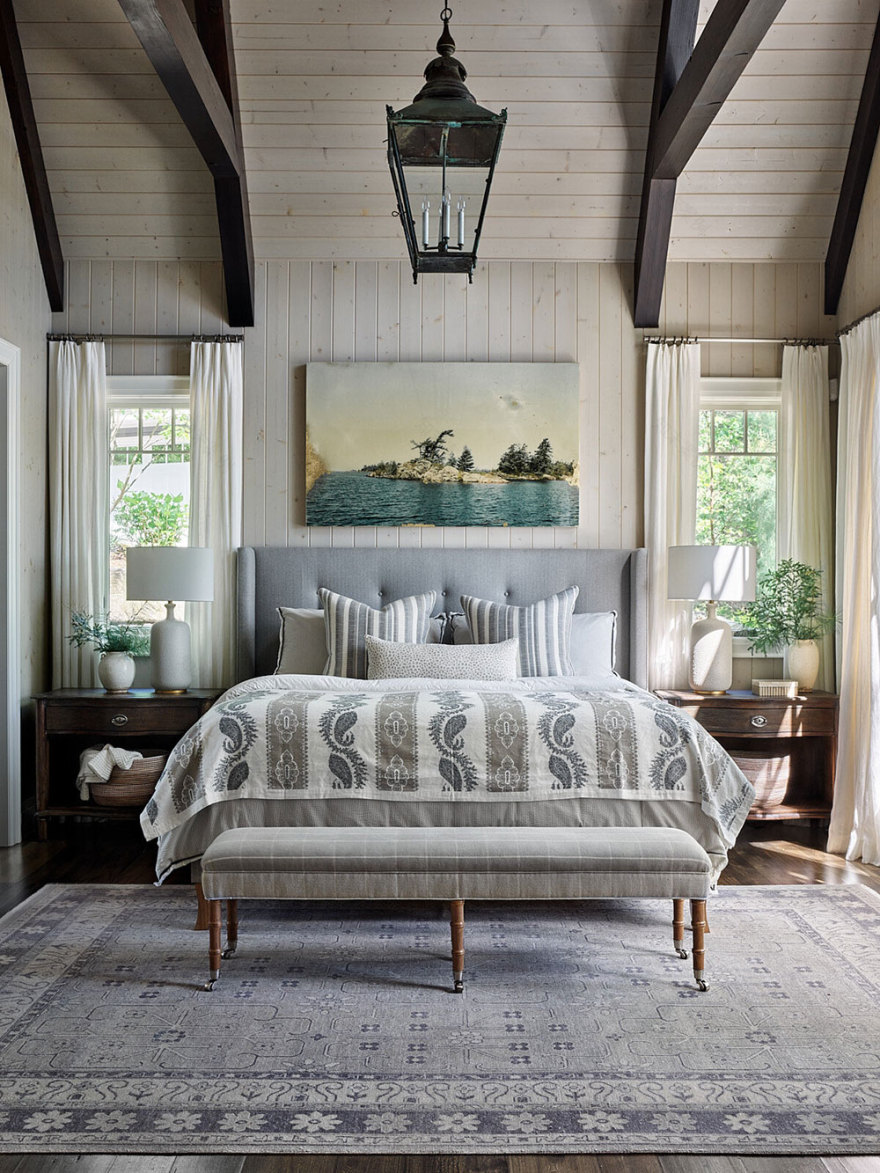 加拿大温馨湖畔别墅 | 蓝色厨房与精美纺织艺术-11