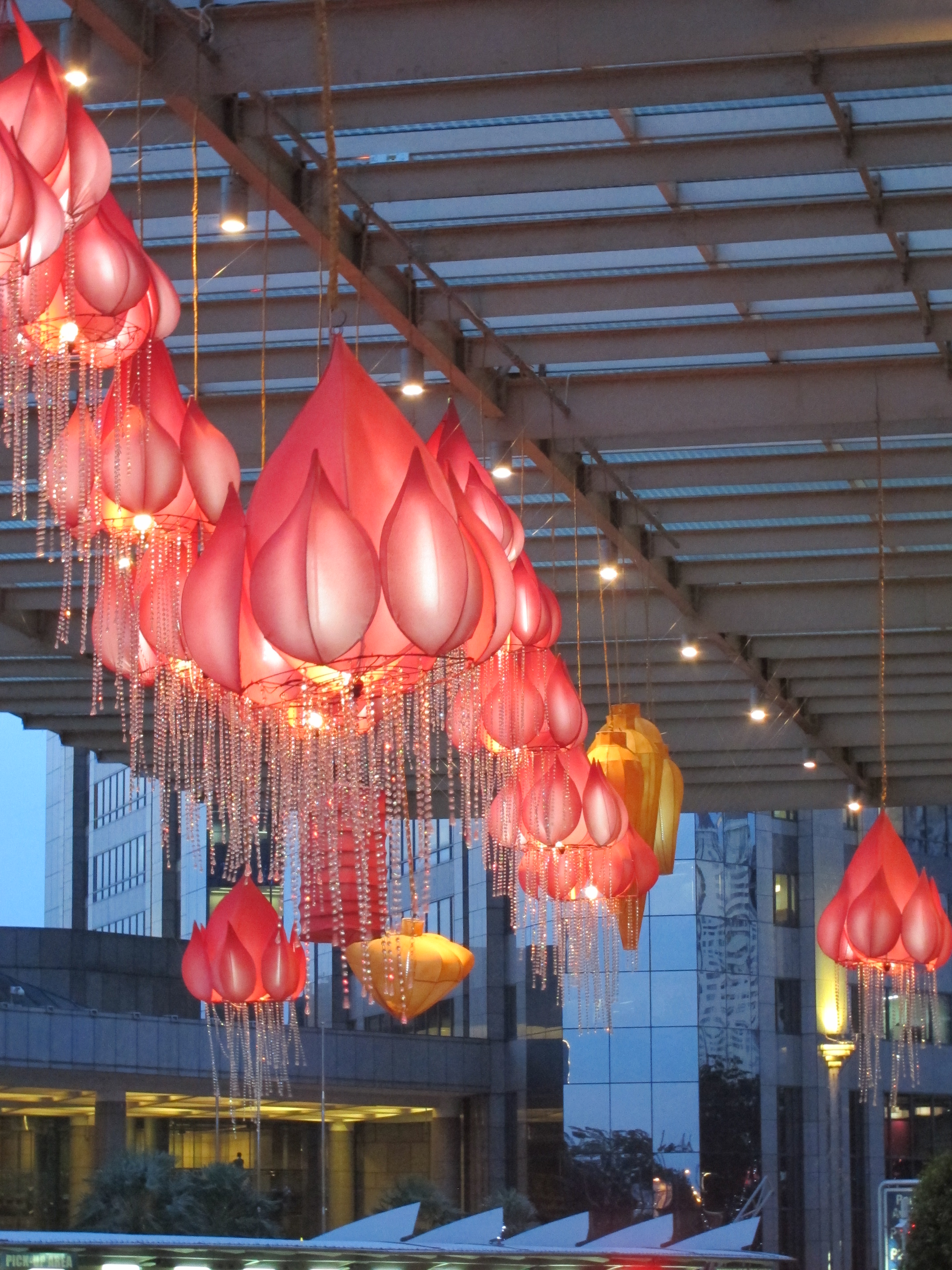 莲花与龙虚拟机人民币装饰丨印度尼西亚雅加达丨SixPoint-10