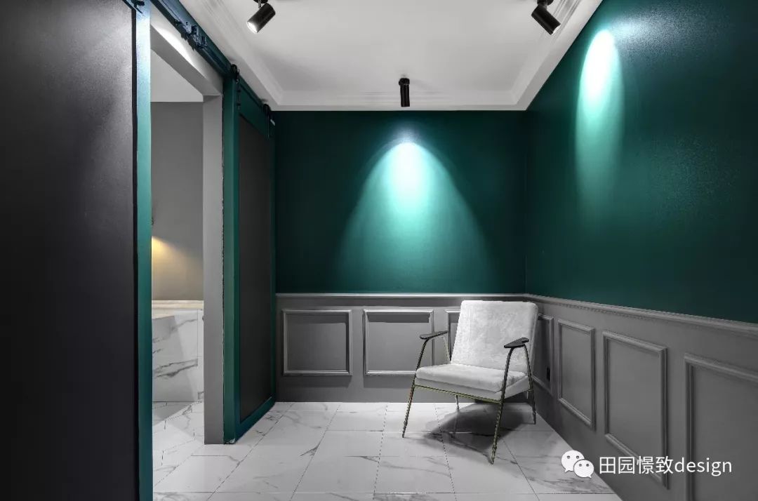 乐山意凡 Benjamin Moore 色彩体验店 | 现代设计风格中的色彩冲击-21